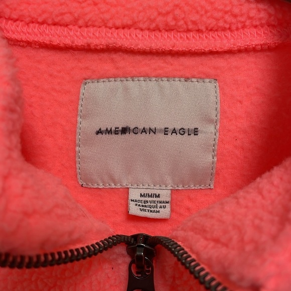 American Eagle Neon Pink Fleece Sweatshirt Size Medium - Picture 2 of 5